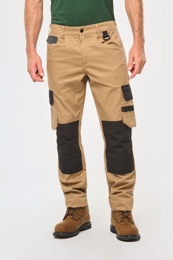 Pantalon de travail homme bicolore personnalisable par broderie ou impression. Couleur : camel/black - Marque WorkTeam